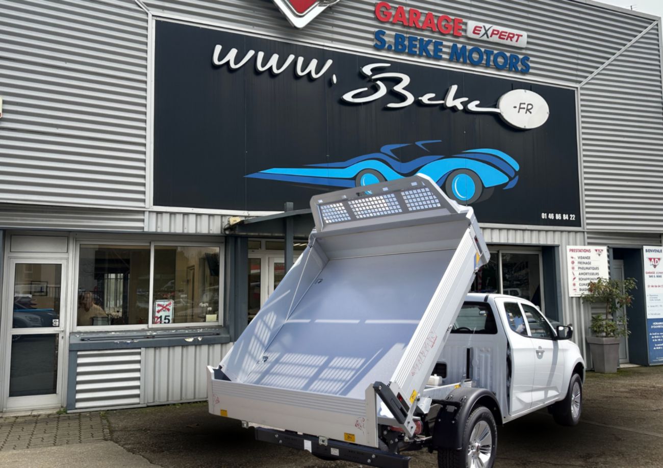Mandataire ISUZU D-MAX BENNE BASCULANTE NOUVEAU  2.2L SPACE EVOLUTION BENNE BASCULANTE ALUMINIUM