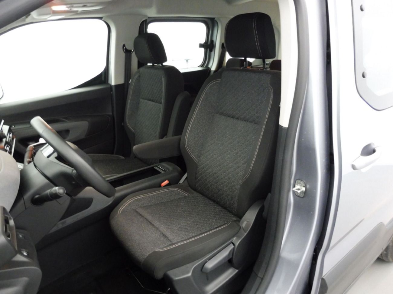 Mandataire PEUGEOT RIFTER TAILLE M - 1.5 BLUEHDI 100CH S&S ALLURE 5 PLACES