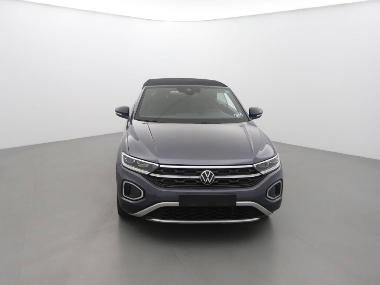 Mandataire VOLKSWAGEN T-Roc Cabriolet 1.5 TSI 150 DSGstyle