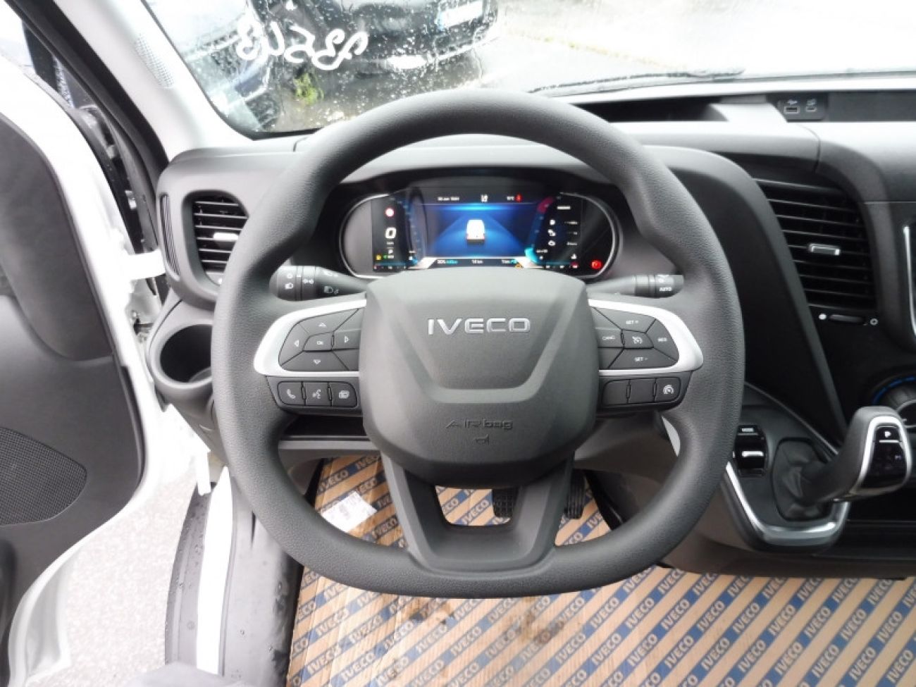 Mandataire IVECO Daily 35S18 3.0 V16 HI-MATIC H2 180CV