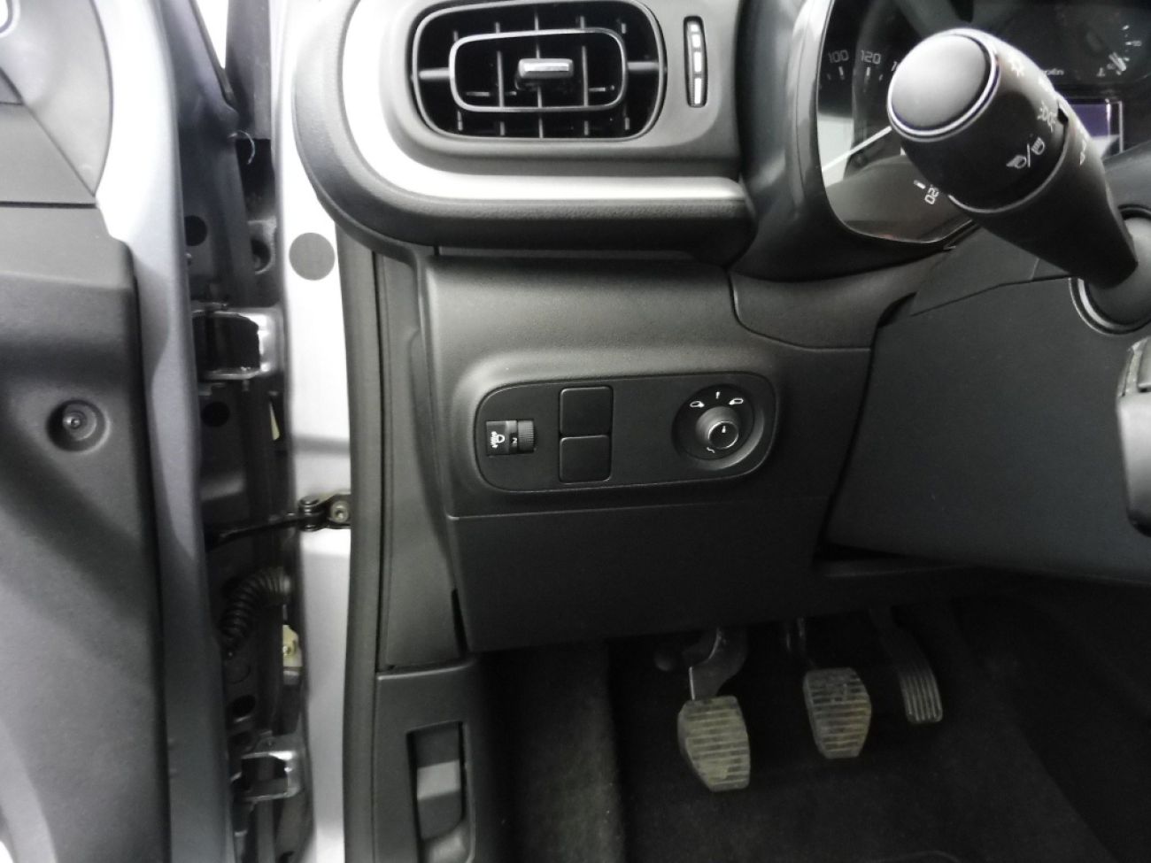 Mandataire Citroën C3 1.5 BLUEHDI 100CH S&S PLUS