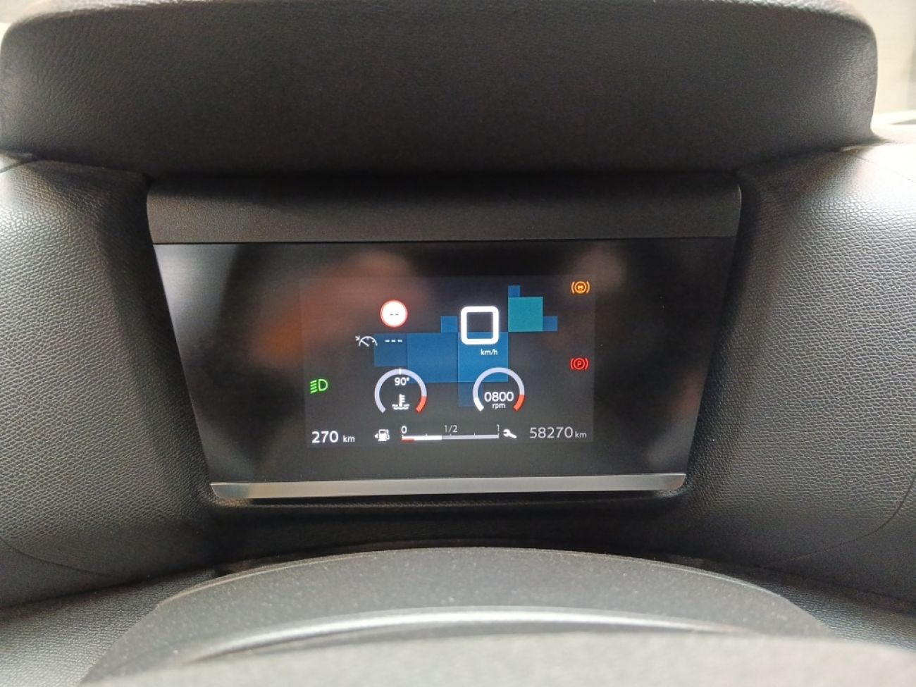 Mandataire Citroën C4 X 1.2 PURETECH 100 FEEL
