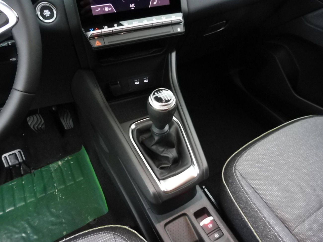 Mandataire RENAULT Captur 1.0 ECO-G 100CH TECHNO - 25