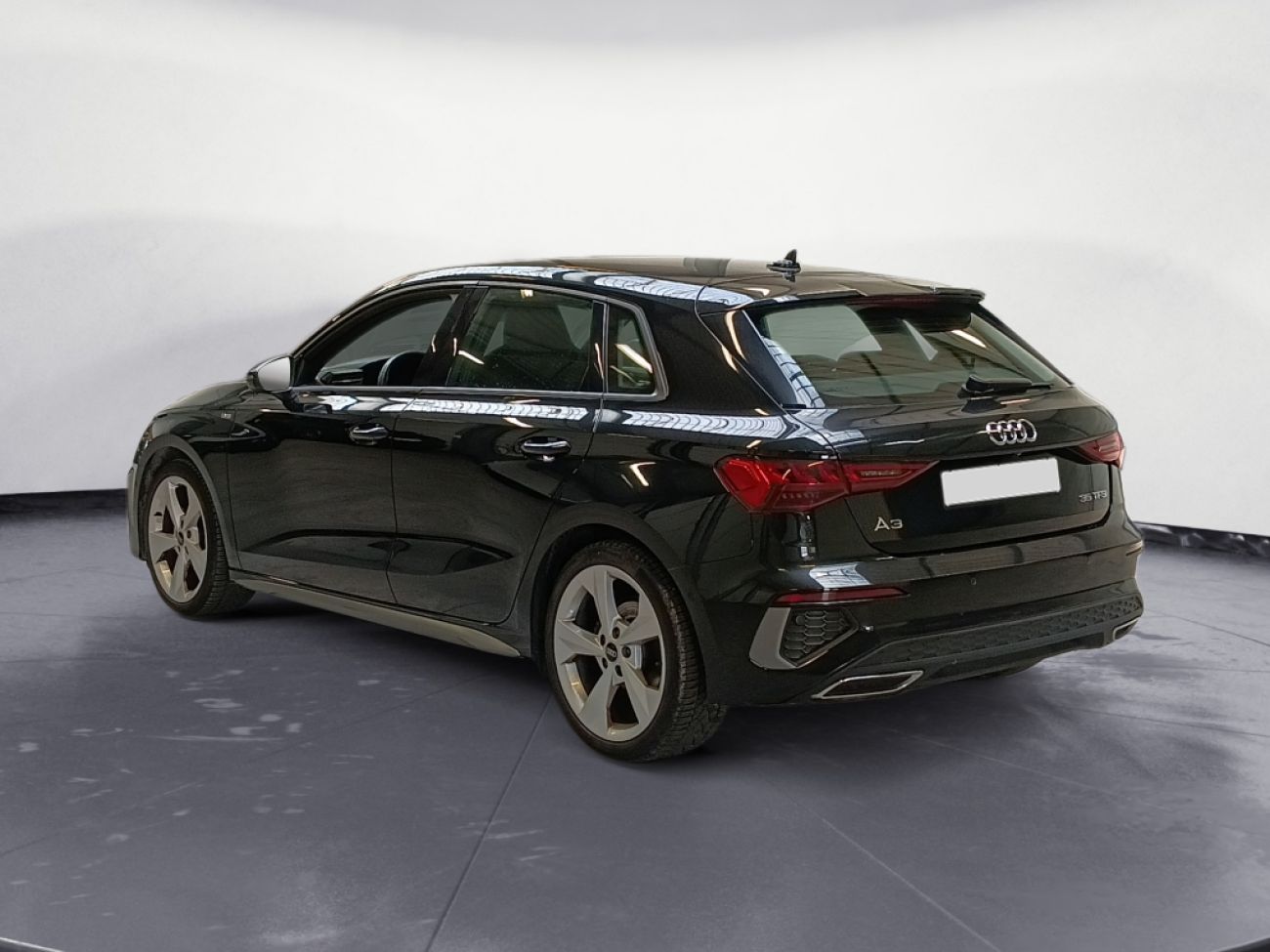 Mandataire AUDI A3 Sportback 35 TFSI 150CH MILD HYBRID S LINE S TRONIC 7