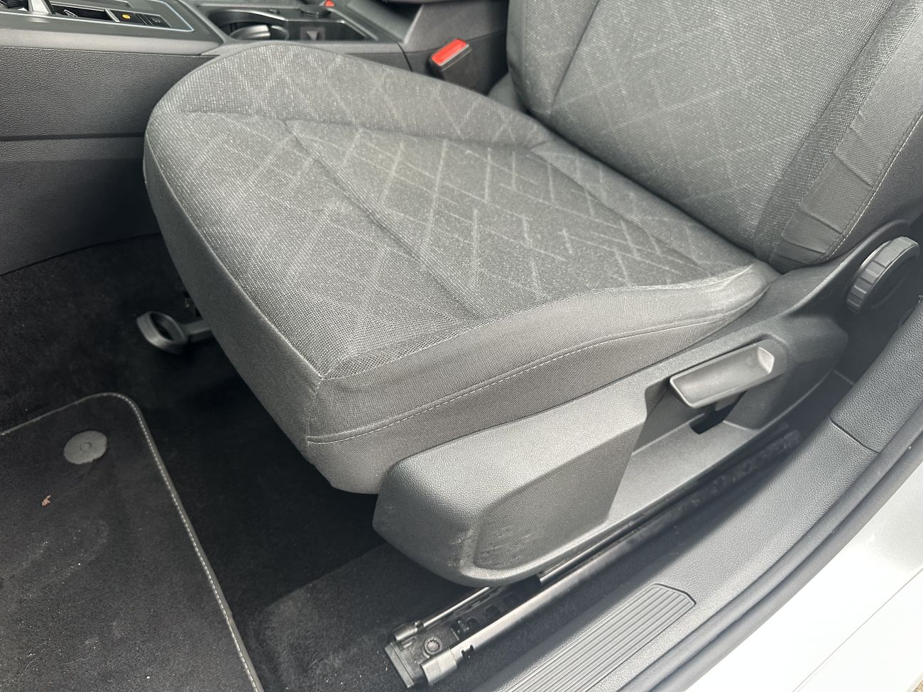 Mandataire VOLKSWAGEN GOLF 2.0 TDI SCR 150 DSG7 Life Plus