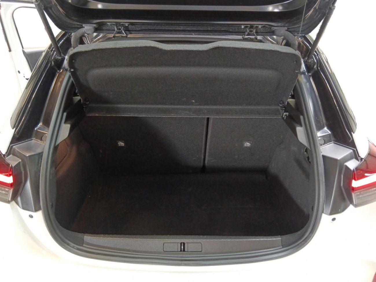Mandataire Opel Corsa 1.2T 100gs