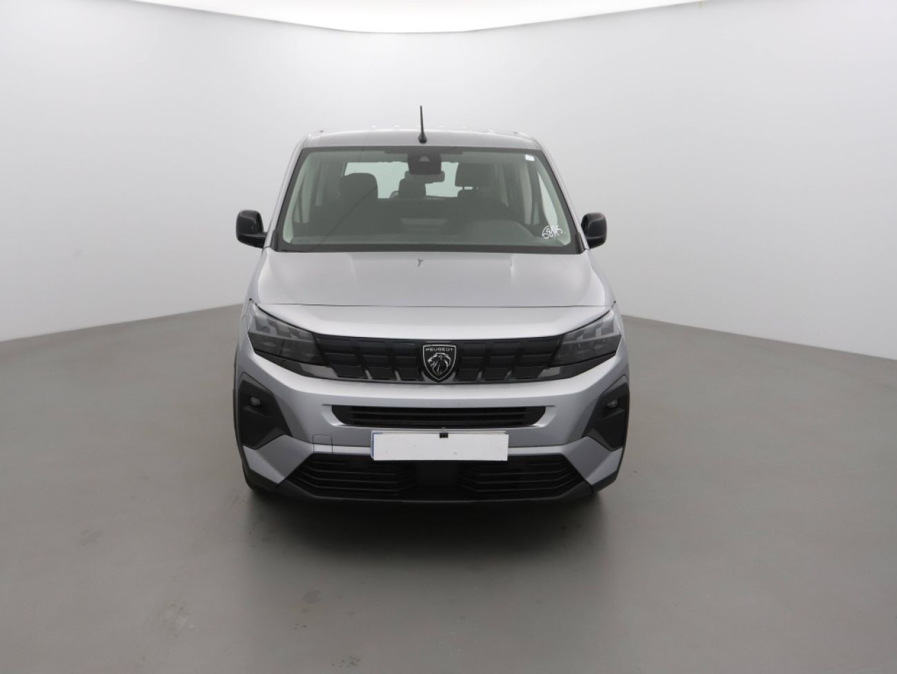 Mandataire PEUGEOT RIFTER TAILLE M - 1.5 BLUEHDI 100CH S&S ALLURE 5 PLACES