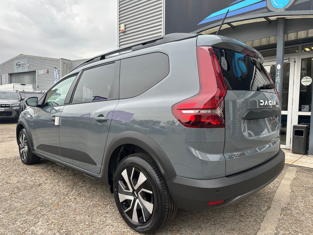 Mandataire Dacia JOGGER 1.0 ECO-G 100CH 7 PLACES EXPRESSION 7