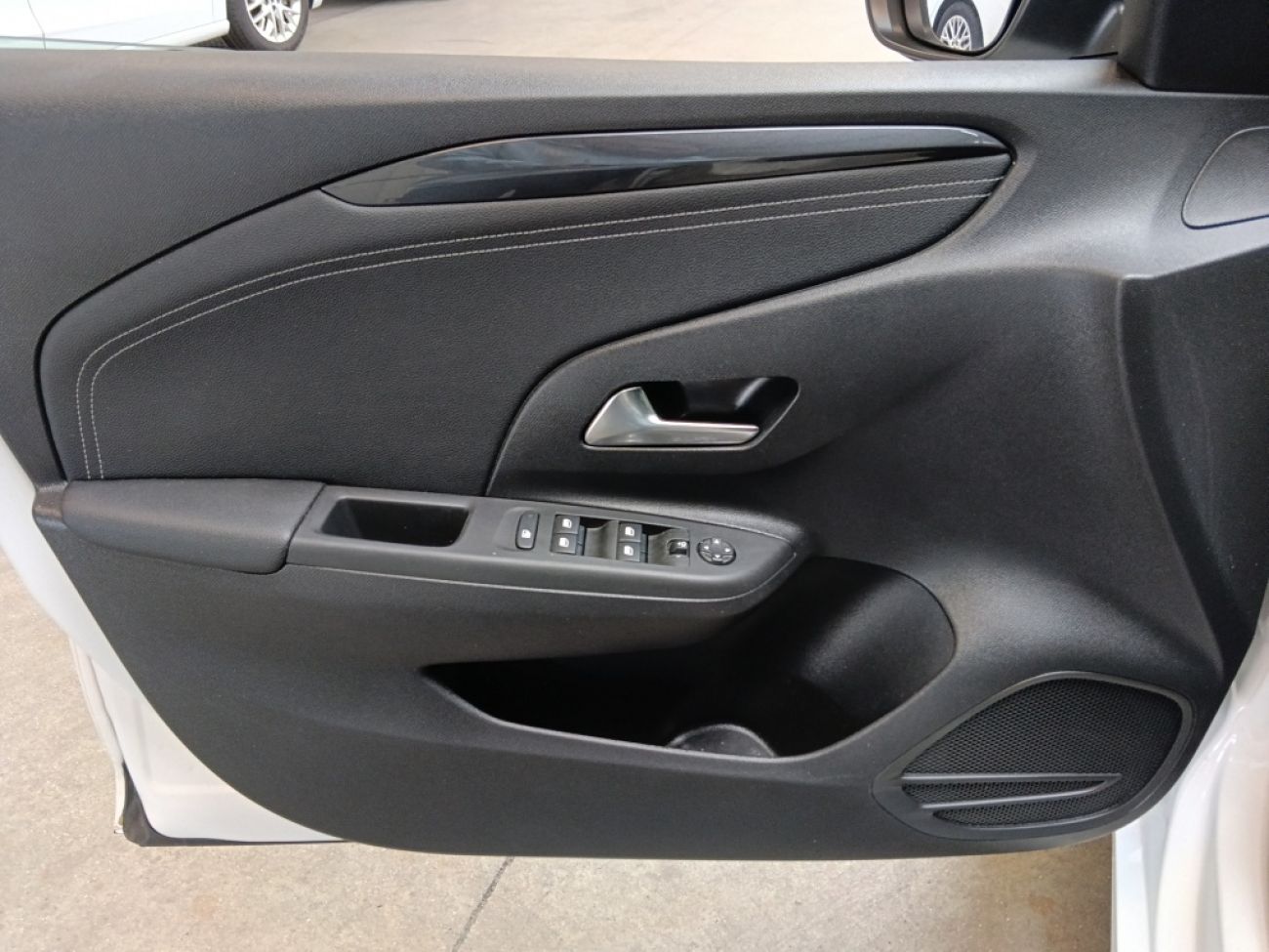 Mandataire Opel Corsa 1.2T 100gs