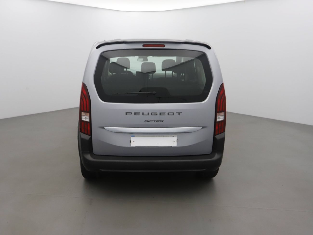 Mandataire PEUGEOT RIFTER TAILLE M - 1.5 BLUEHDI 100CH S&S ALLURE 5 PLACES