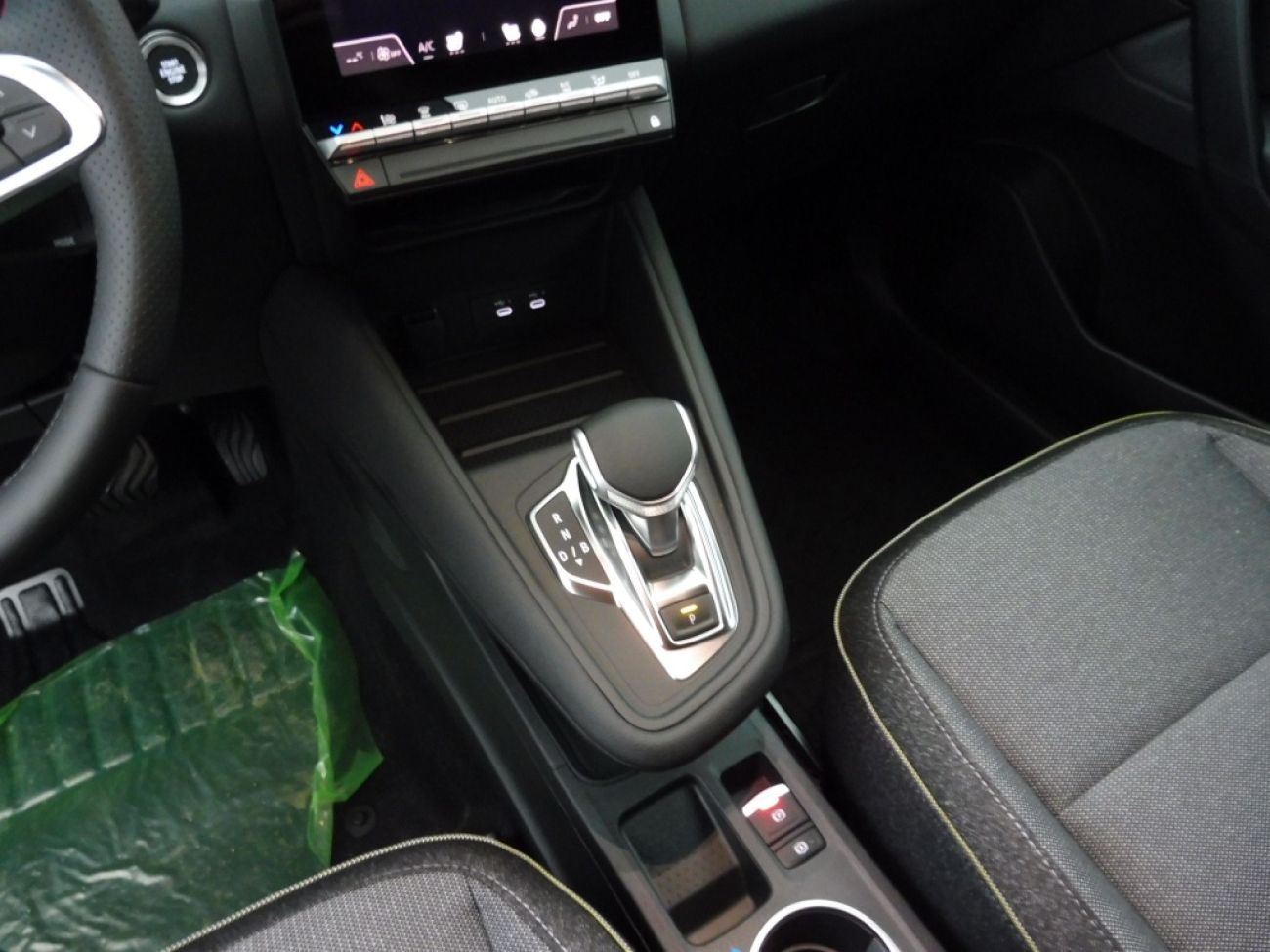 Mandataire RENAULT CAPTUR II 1.6 E-TECH FULL HYBRID 145CH TECHNO