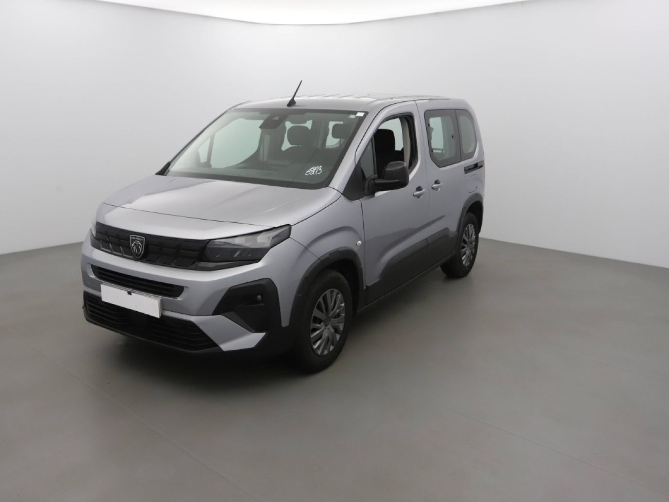 Mandataire PEUGEOT RIFTER TAILLE M - 1.5 BLUEHDI 100CH S&S ALLURE 5 PLACES