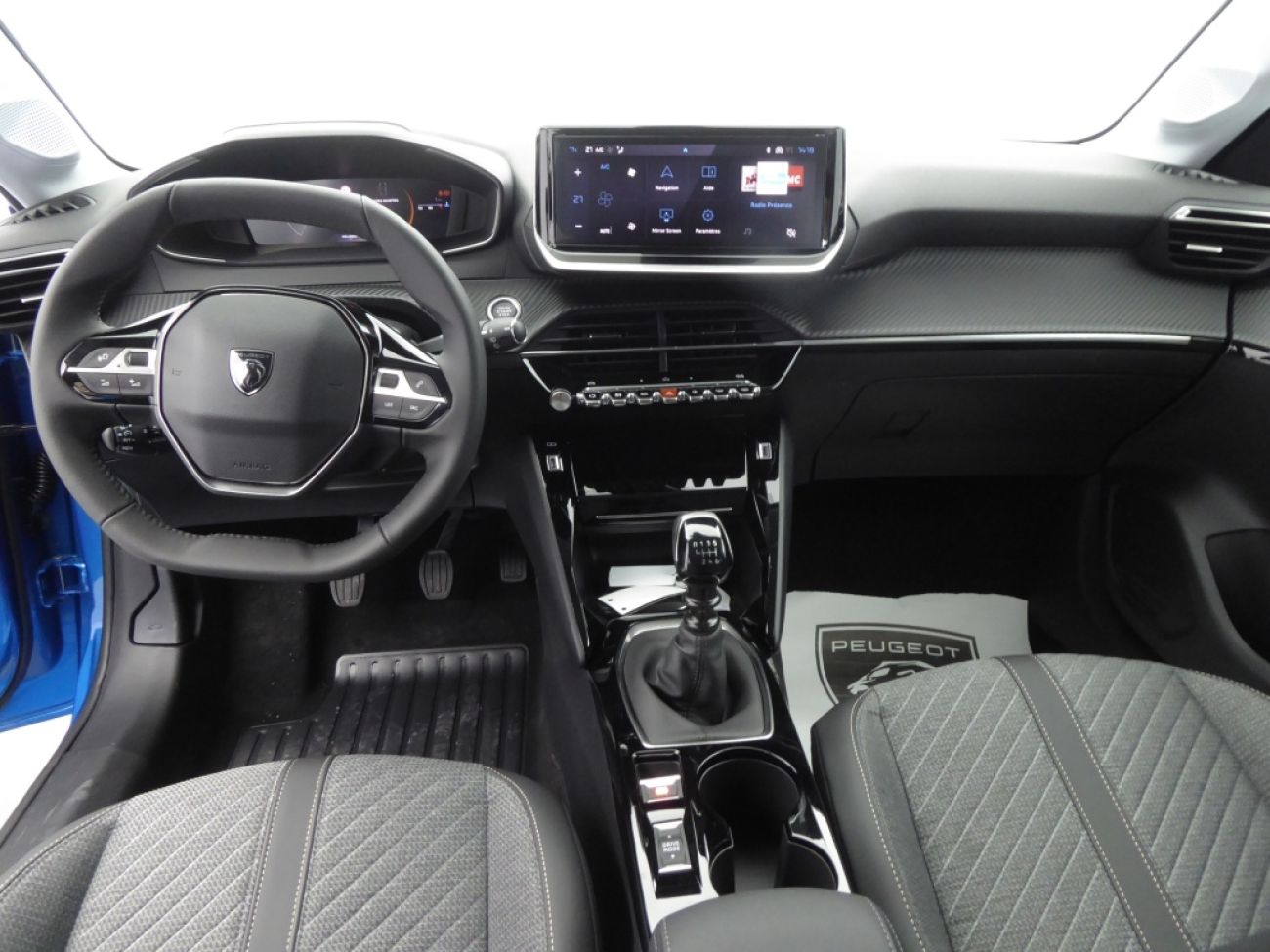 Mandataire PEUGEOT 208 1.2 100CH S&S ALLURE