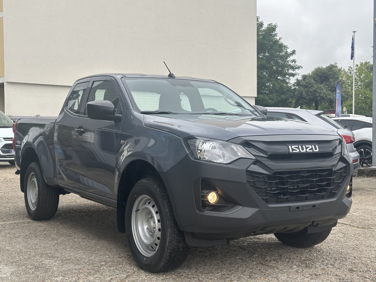 Mandataire ISUZU D-MAX N60 SPACE CAB 1.9 164 CH 4X4 B