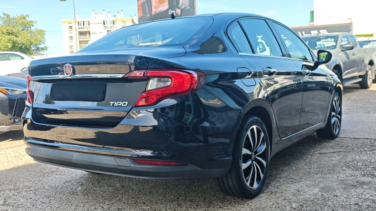 Mandataire FIAT TIPO 1.4 95 ch Easy