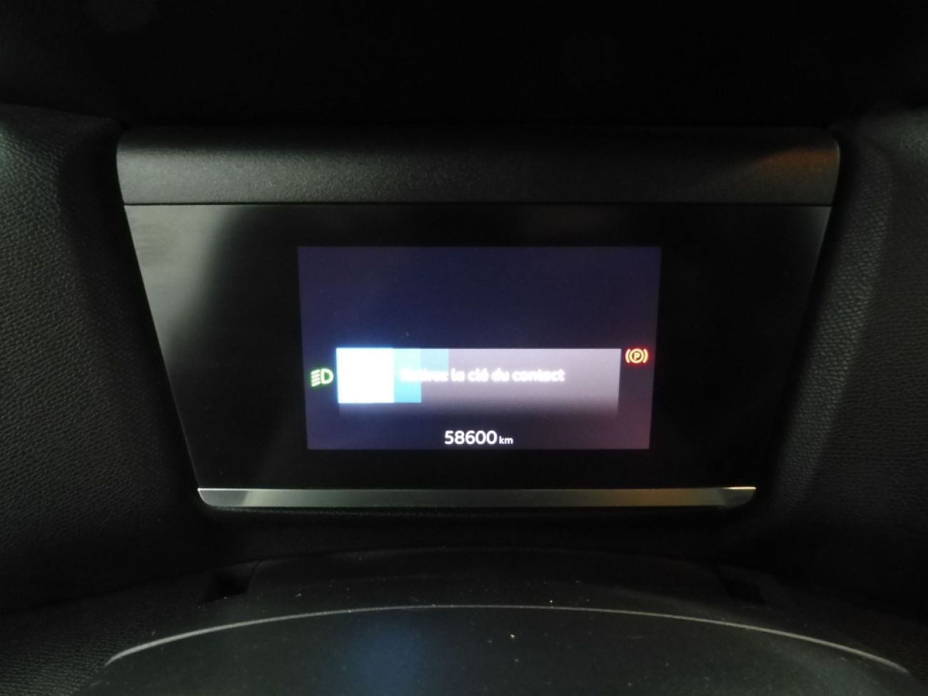 Mandataire Citroën C4 X 1.2 PURETECH 100 FEEL