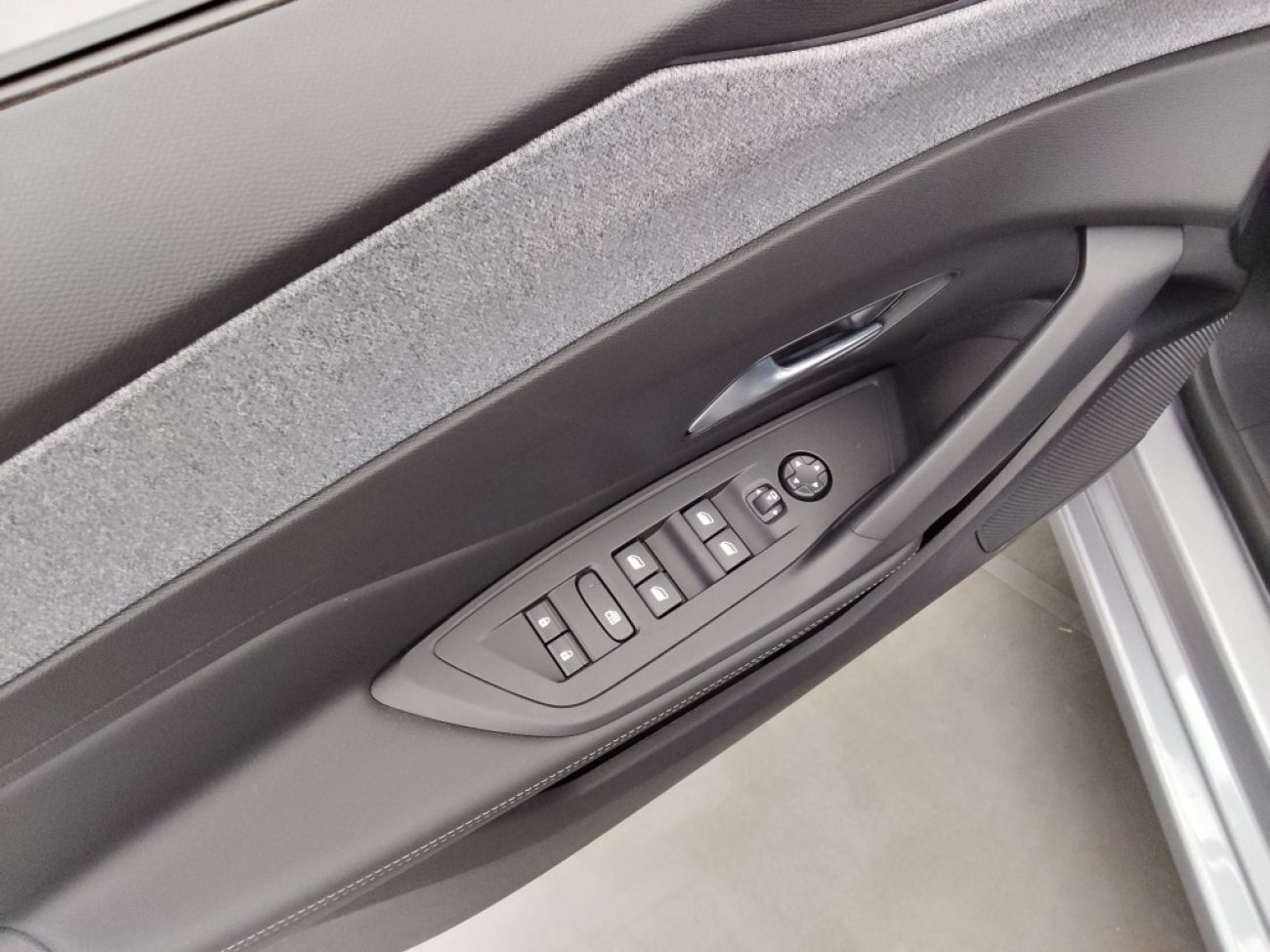Mandataire PEUGEOT 308 1.5 BLUEHDI 130CH S&S ALLURE EAT8