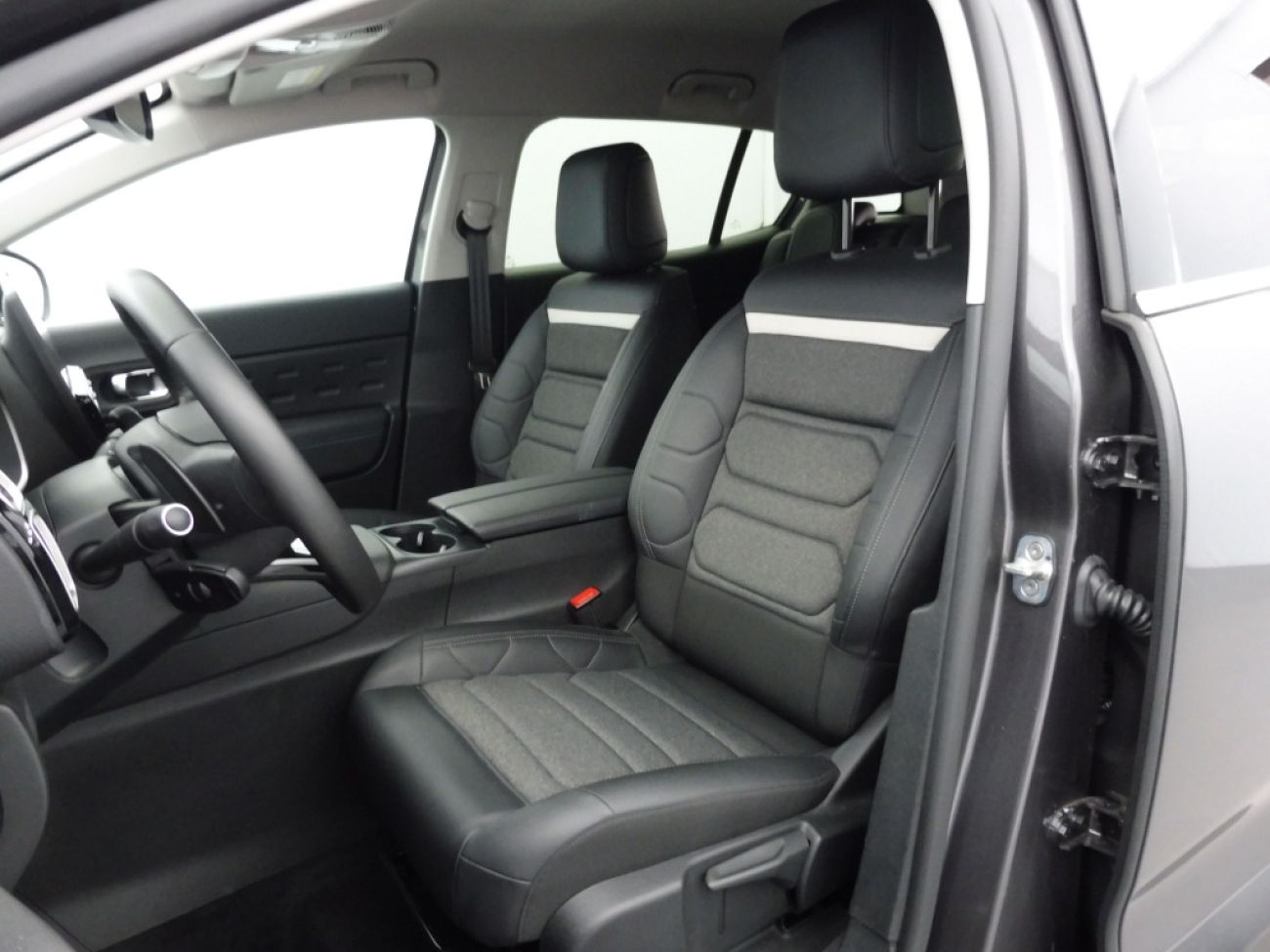 Mandataire Citroën C5 Aircross 1.5 BLUEHDI 130CH PLUS BOITE AUTOMATIQUE