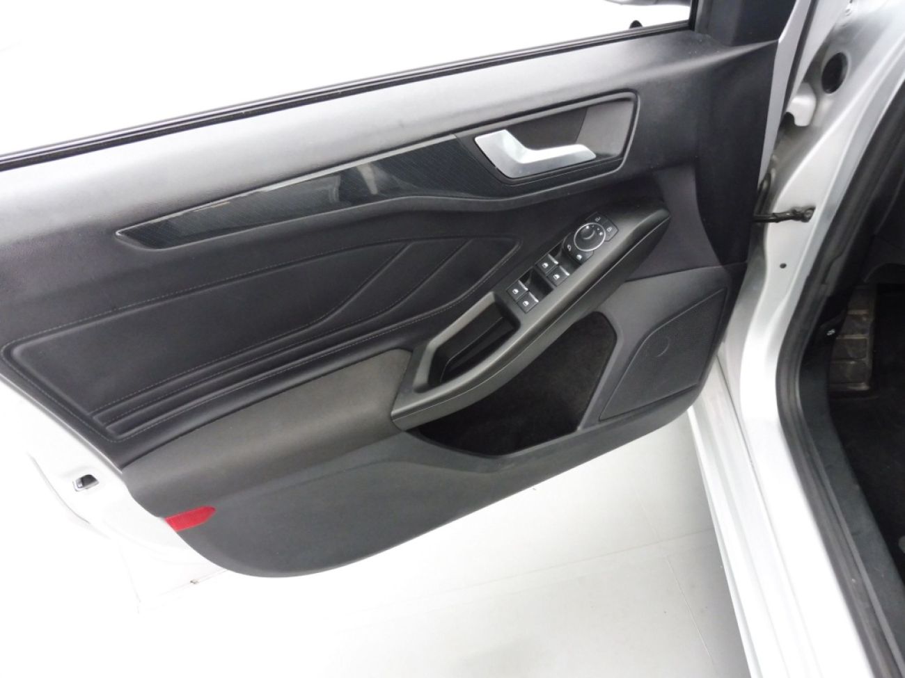 Mandataire Ford Focus SW 1.0 ECOBOOST 125st line