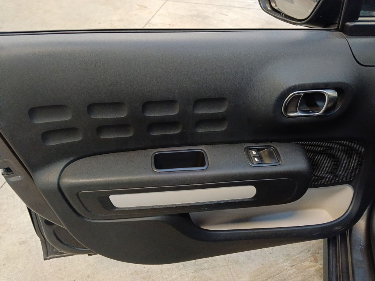 Mandataire Citroën C3 1.5 BLUEHDI 100CH S&S PLUS