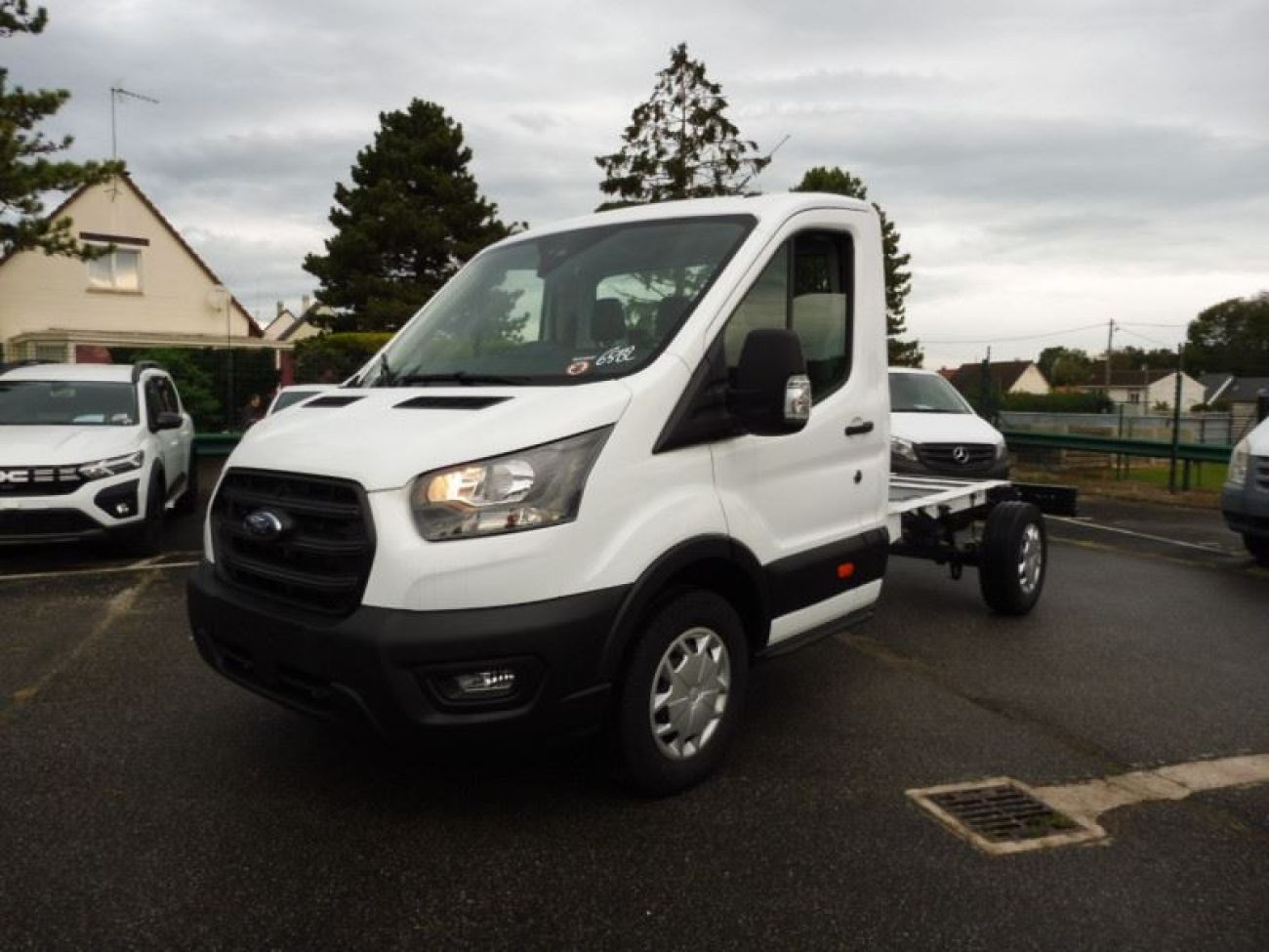 Mandataire Ford TRANSIT CCB BENNE 350 L2 2.0 ECOBLUE 130CH TREND BUSINESS