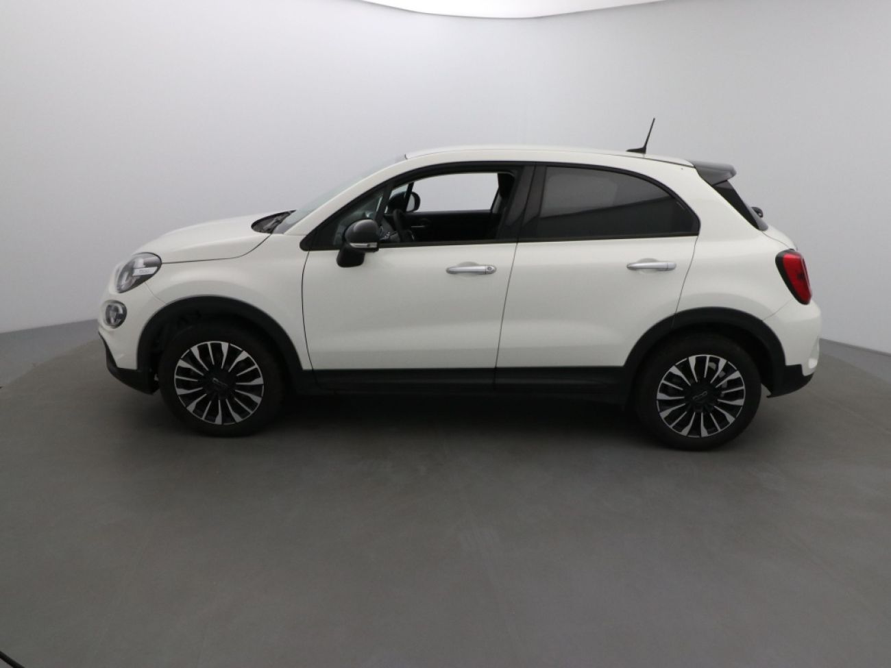 Mandataire FIAT 500X 1.5 130CH MY23 BERLINE
