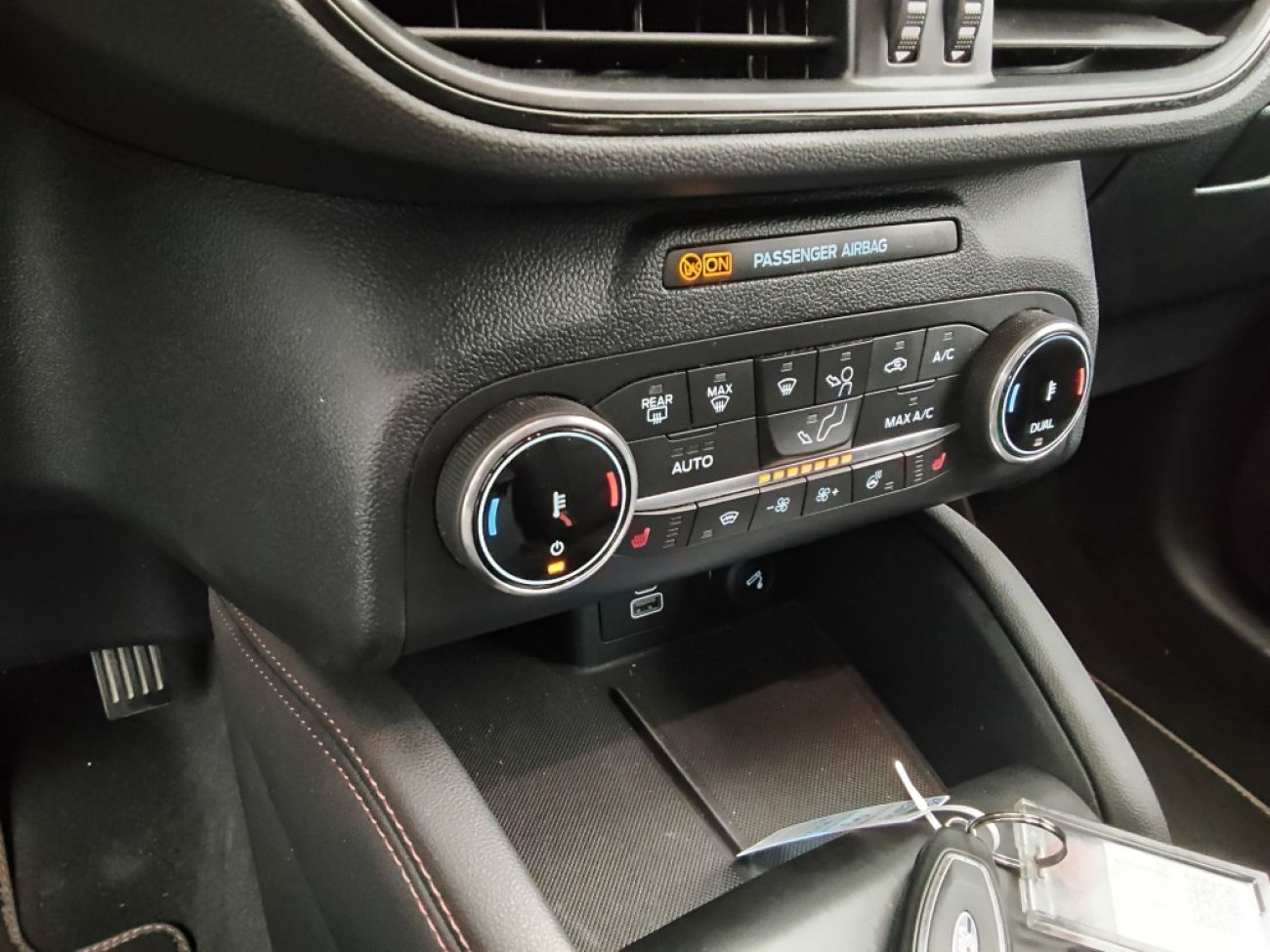 Mandataire Ford KUGA 2.0 TDCI 120CH ST-LINE POWERSHIFT