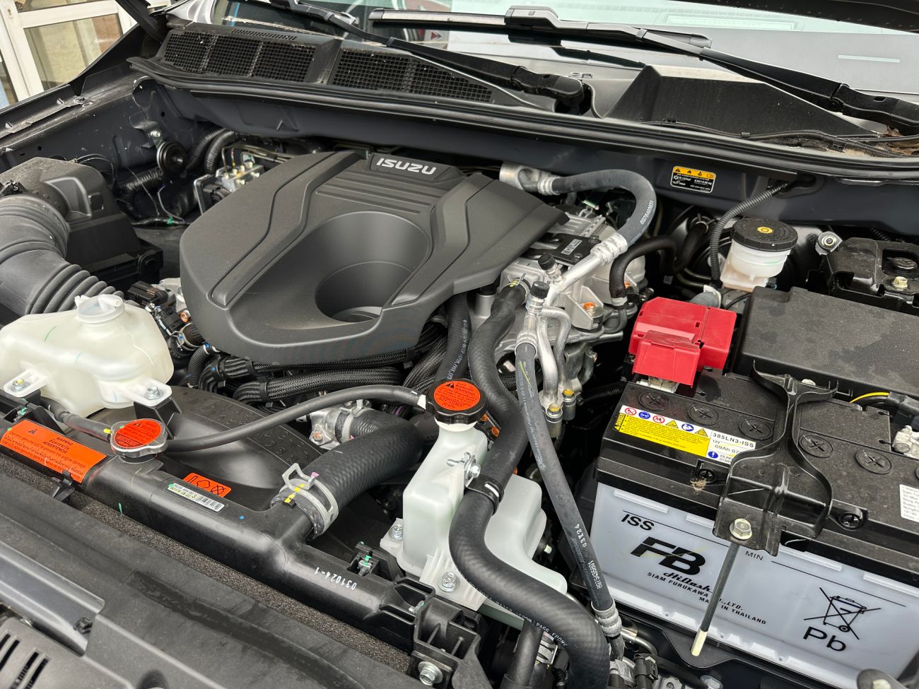 Mandataire ISUZU D-MAX N60 SPACE CAB 1.9 164 CH 4X4 A/T F+