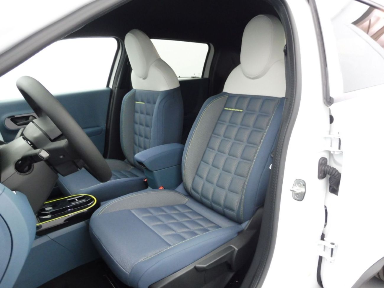 Mandataire FIAT Grande panda 1.2 HYBRID 100CH LA PRIMA EDCT6