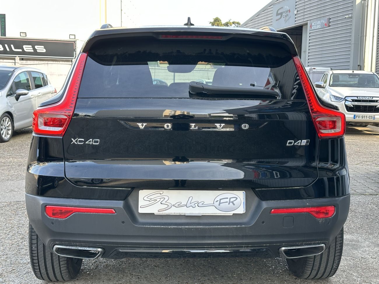Mandataire VOLVO XC40 D4 AWD AdBlue 190 ch Geartronic 8 R-Design
