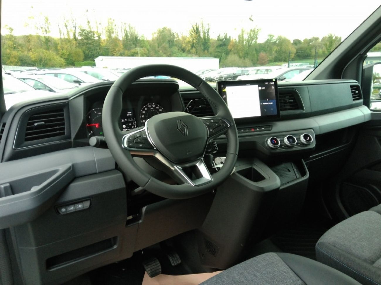 Mandataire RENAULT Master F3500 L2H2 2.0 BLUE DCI 150CH EXTRA AUTO - 25