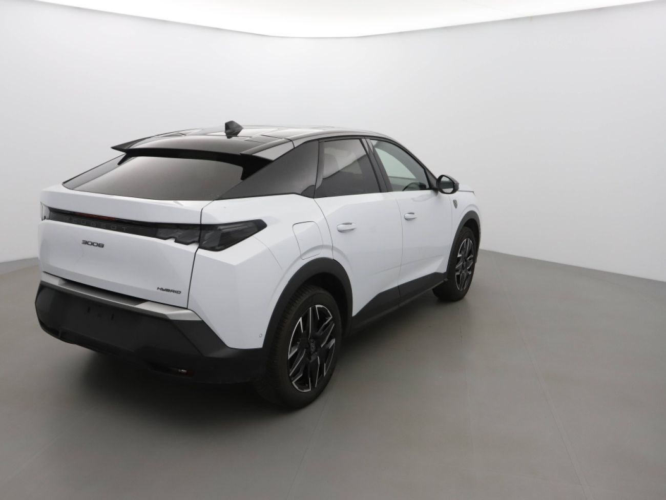 Mandataire PEUGEOT 3008 HYBRID 136CH GT E-DCS6