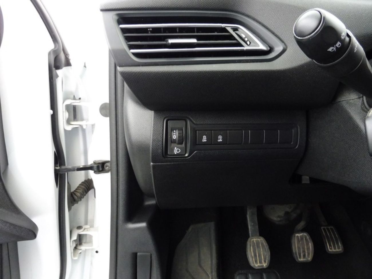 Mandataire PEUGEOT 308 1.5 BLUEHDI 100CH E6.C S&S ACCESS