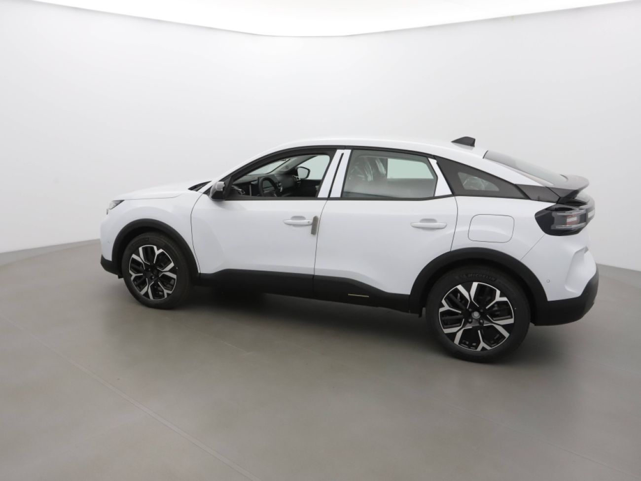 Mandataire Citroën C4 1.2 HYBRIDE 136CH S&S BUSINESS AUTOMATIQUE