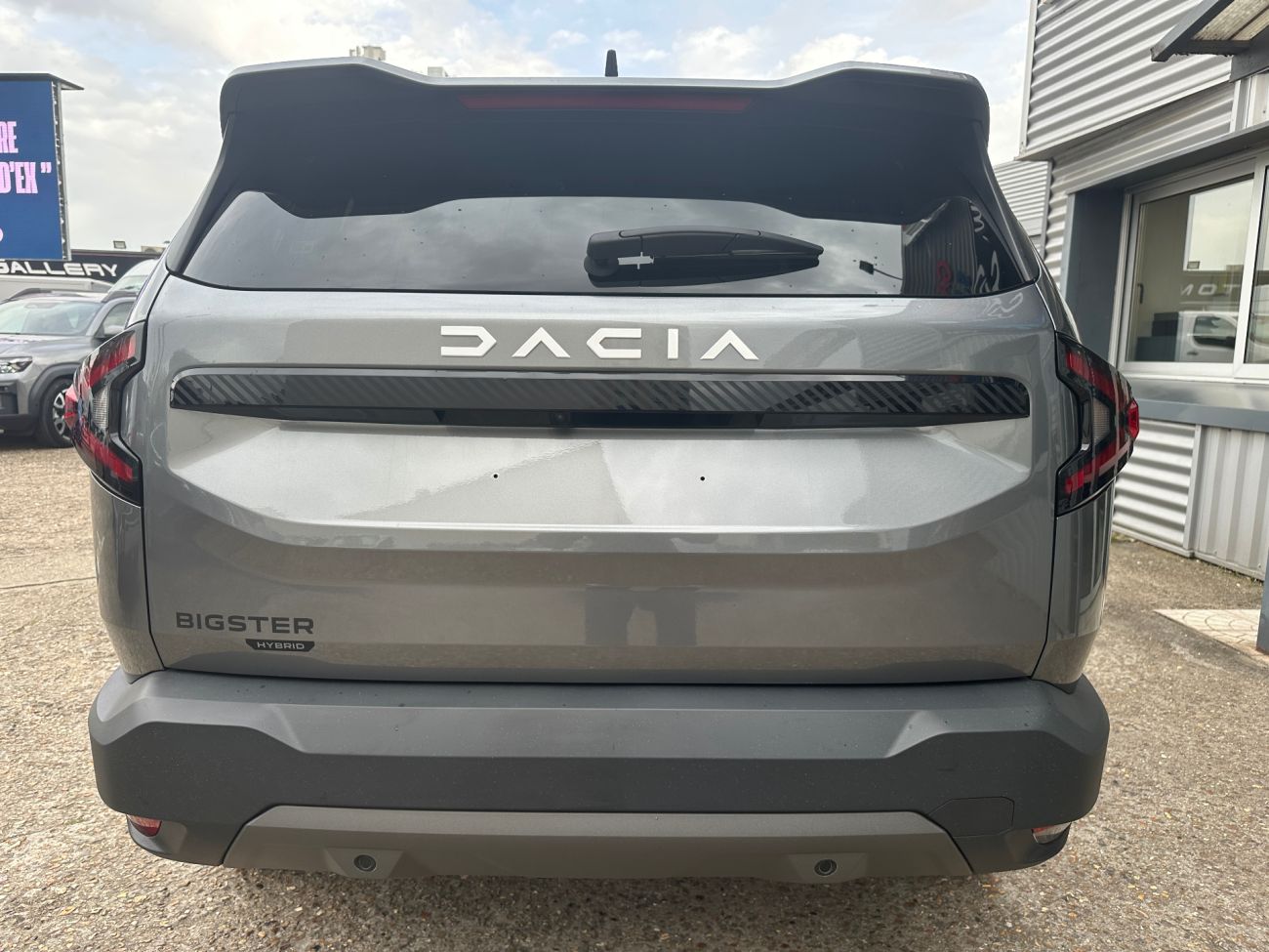 Mandataire Dacia BIGSTER HYBRID 1.8 HYBRID 155CH JOURNEY