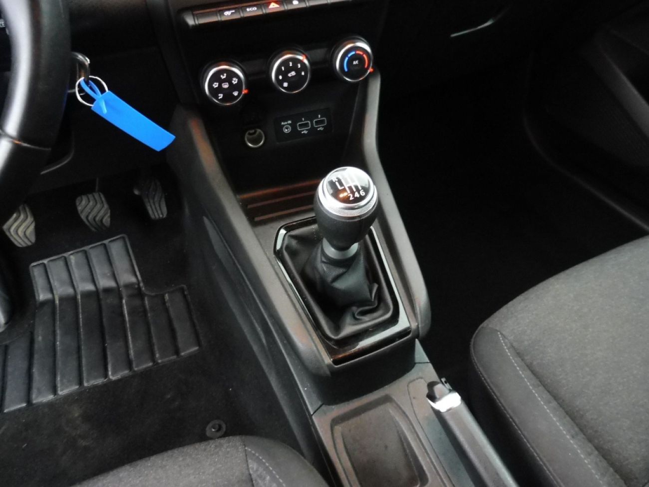 Mandataire RENAULT Clio 1.0 TCE 90zen