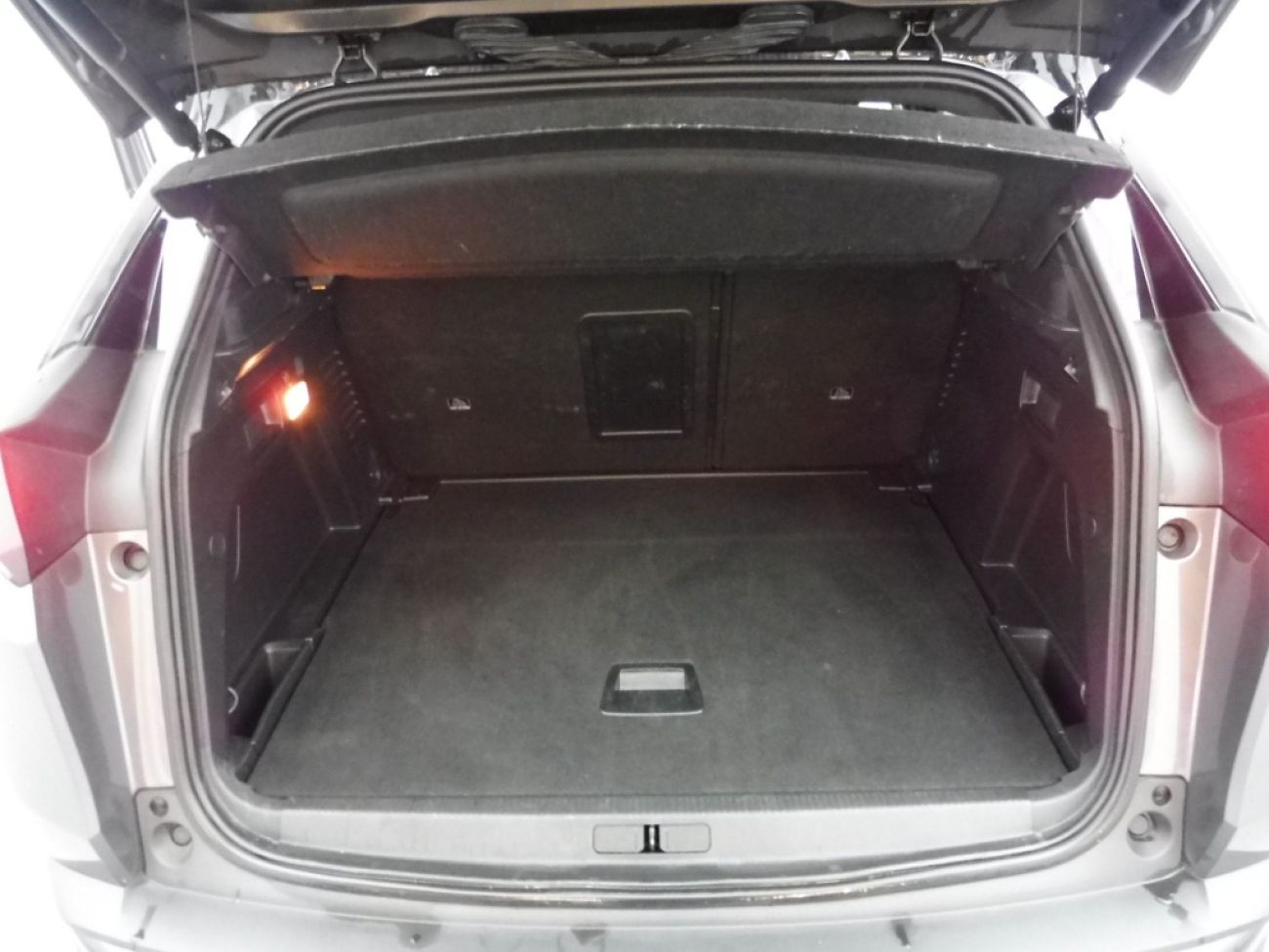 Mandataire PEUGEOT 3008 1.5 BLUEHDI 130CH S&S GT EAT8