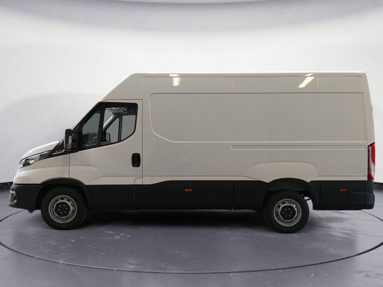 Mandataire IVECO Daily 35S16 2.3 V12 HI-MATIC 156CV