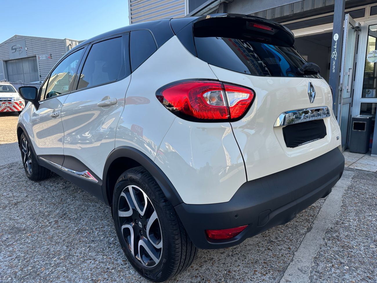 Mandataire RENAULT CAPTUR TCe 120 Intens EDC