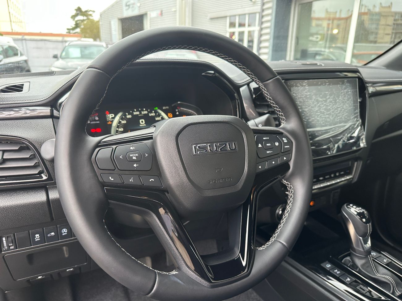 Mandataire ISUZU D-MAX SPACE N60 NITRO SPORT 4X4 AT