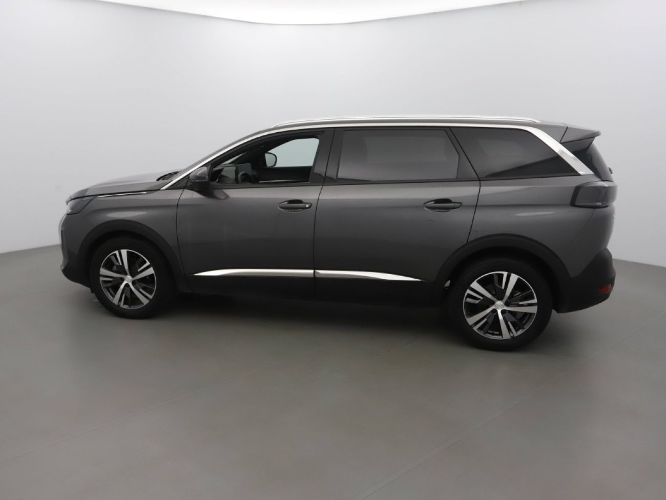 Mandataire PEUGEOT 5008 1.5 BLUEHDI 130CH S&S ALLURE PACK EAT8