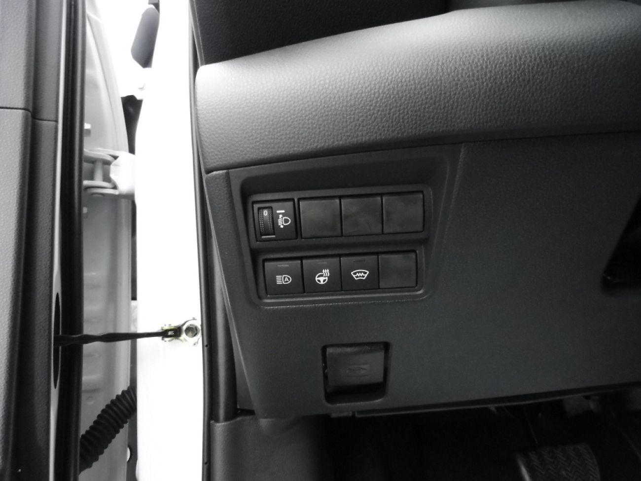 Mandataire TOYOTA YARIS CROSS 130H DESIGN
