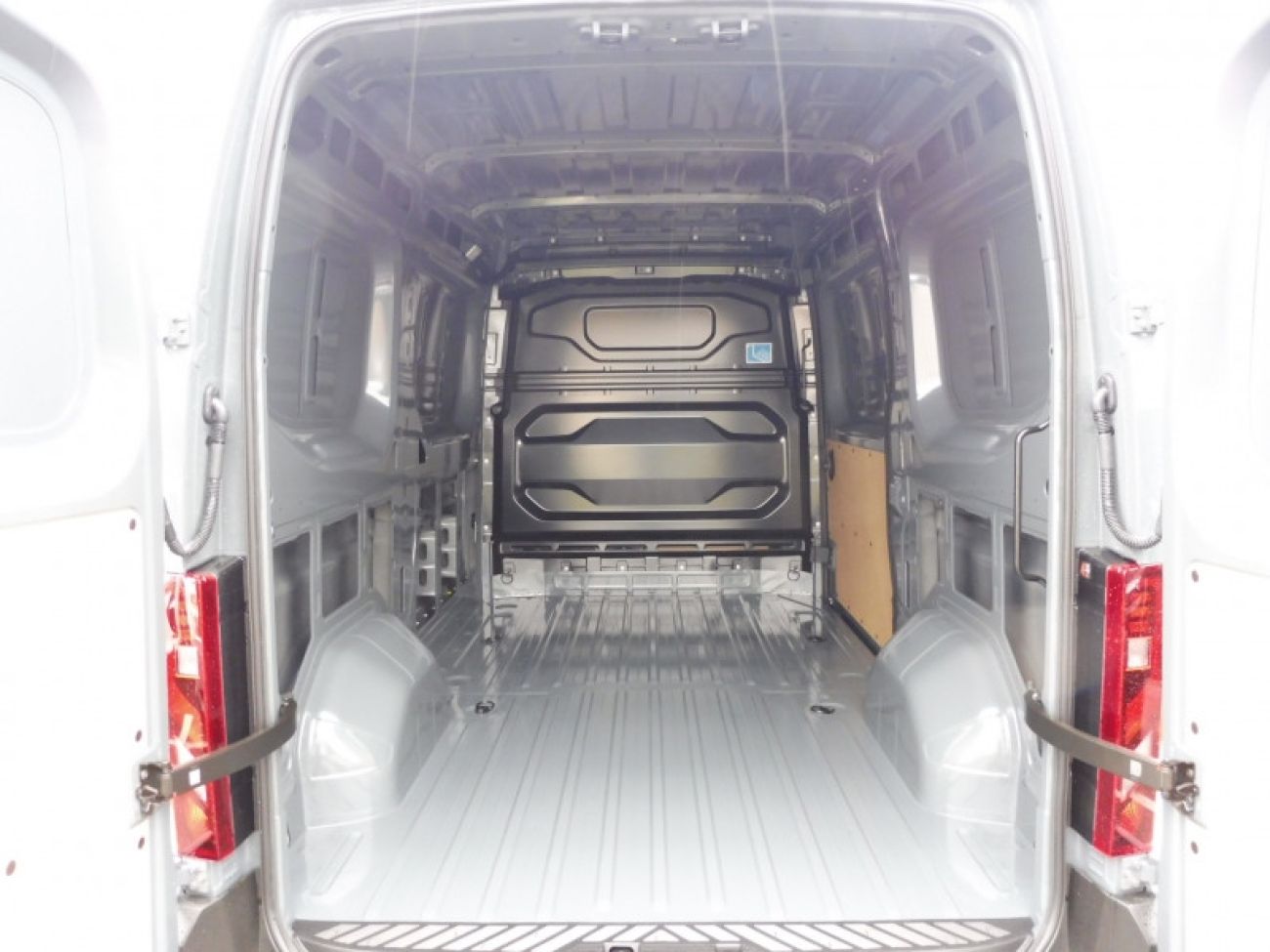 Mandataire RENAULT Master F3500 L2H2 2.0 BLUE DCI 150CH EXTRA AUTO - 25