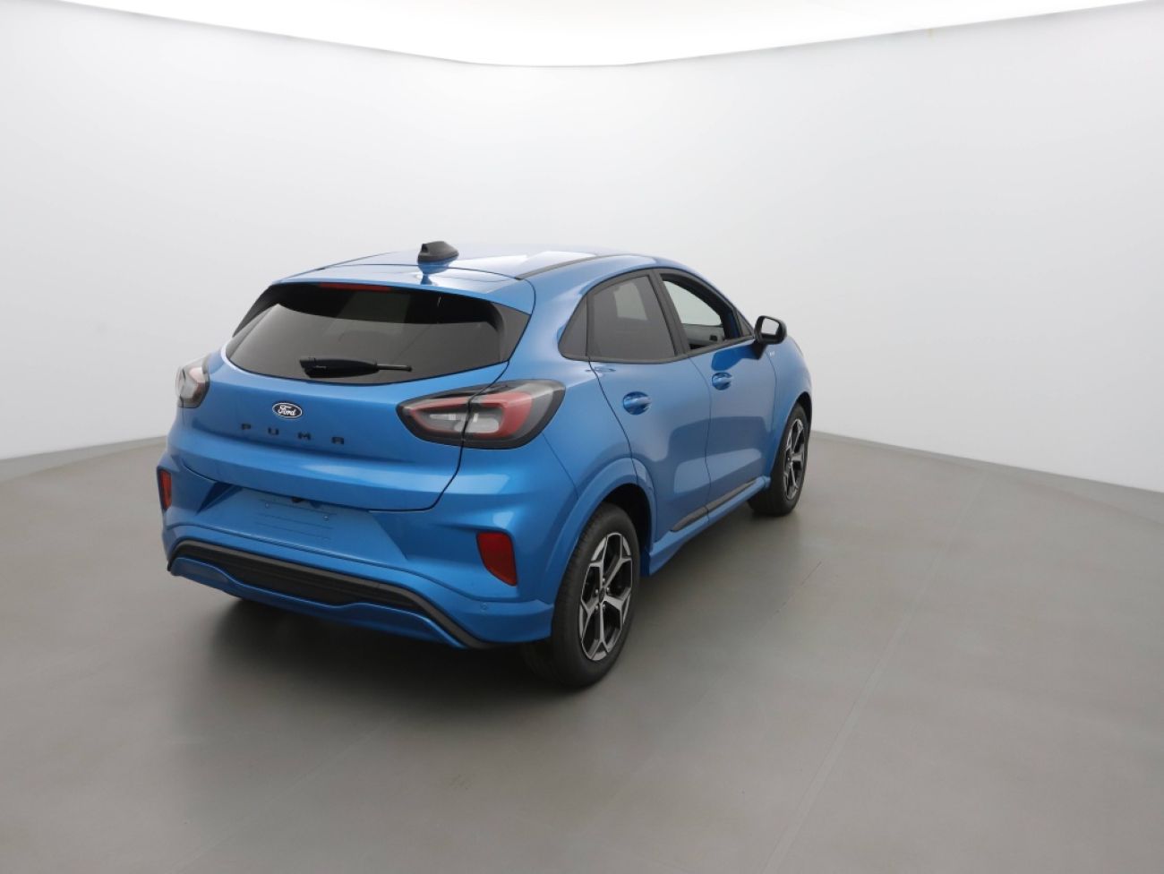 Mandataire Ford Puma 1.0 ECOBOOST HYBRID 125CH ST LINE S&S POWERSHIFT