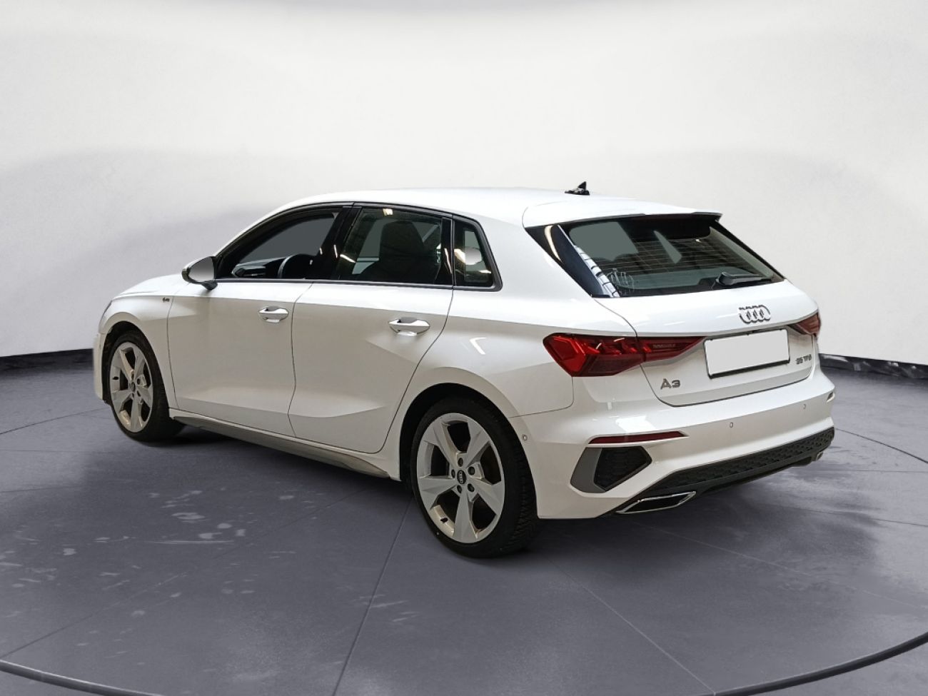 Mandataire AUDI A3 Sportback 35 TFSI 150CH MILD HYBRID S LINE S TRONIC 7