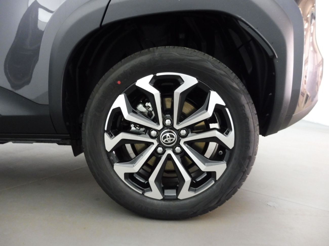 Mandataire TOYOTA YARIS CROSS 130H DESIGN