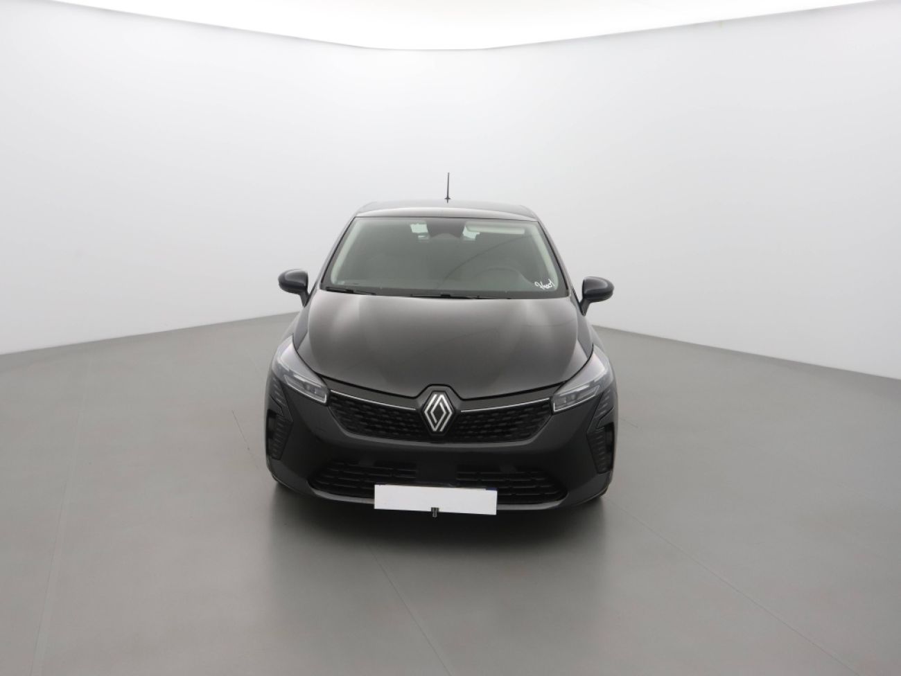 Mandataire RENAULT Clio 1.6 E-TECH 145CH FULL HYBRID EVOLUTION - 25