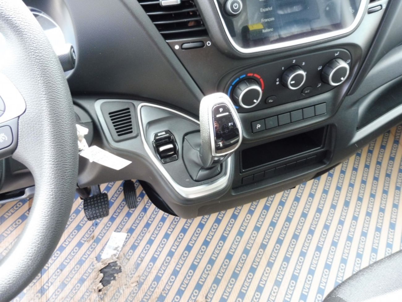 Mandataire IVECO Daily 35S18 3.0 V16 HI-MATIC H2 180CV