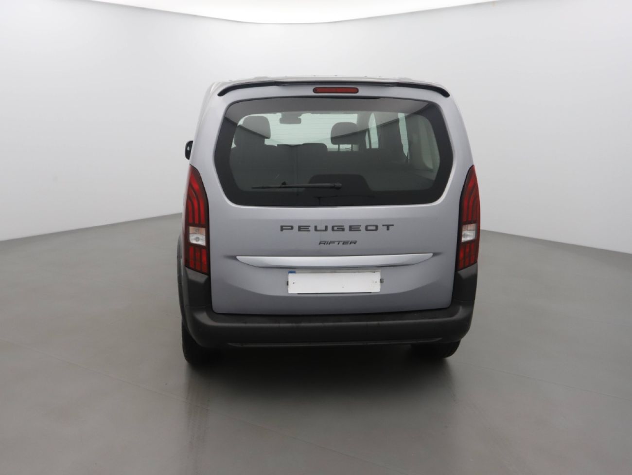 Mandataire PEUGEOT RIFTER TAILLE M - 1.5 BLUEHDI 100CH S&S ALLURE 5 PLACES