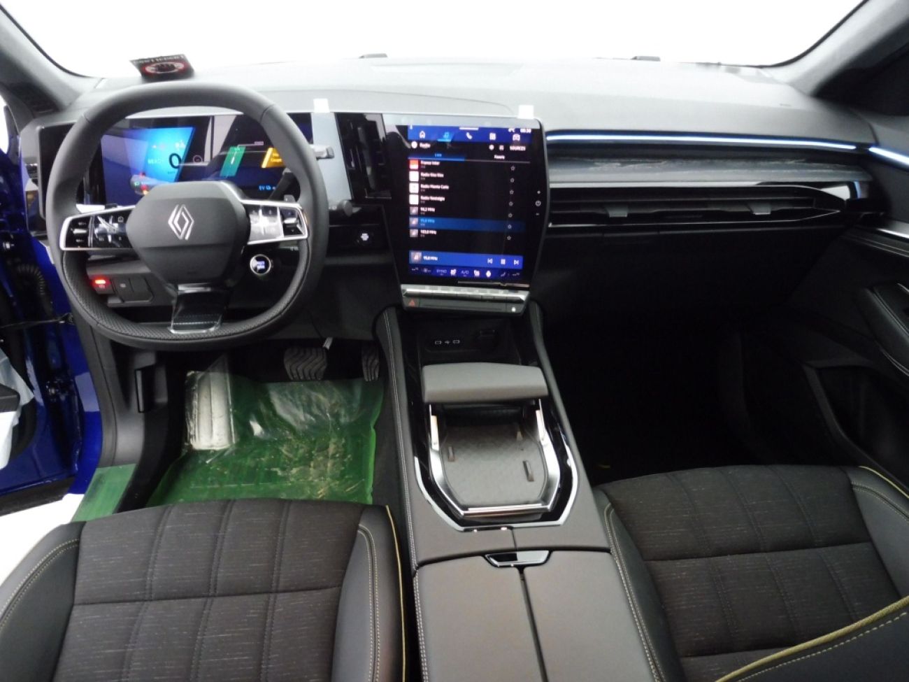 Mandataire RENAULT AUSTRAL 1.2 E-TECH FULL HYBRID 200CH ICONIC- 24